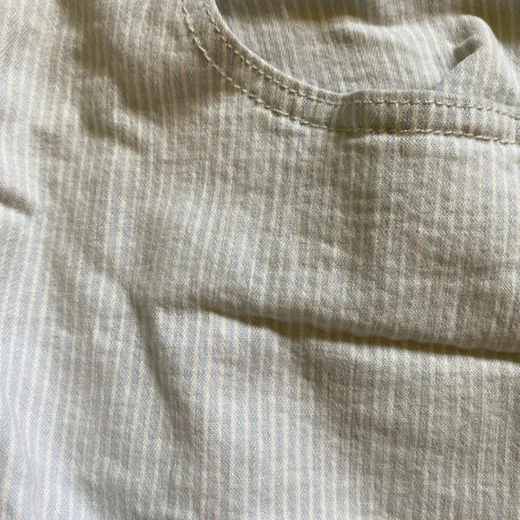 Gap striped jean shorts - Picture 2 of 9